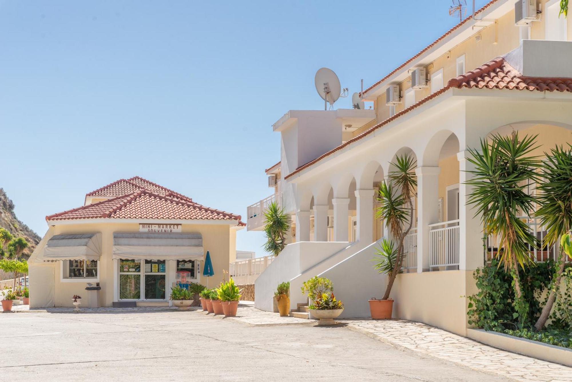 Marina Bay Hotel Ratzaklion Екстер'єр фото