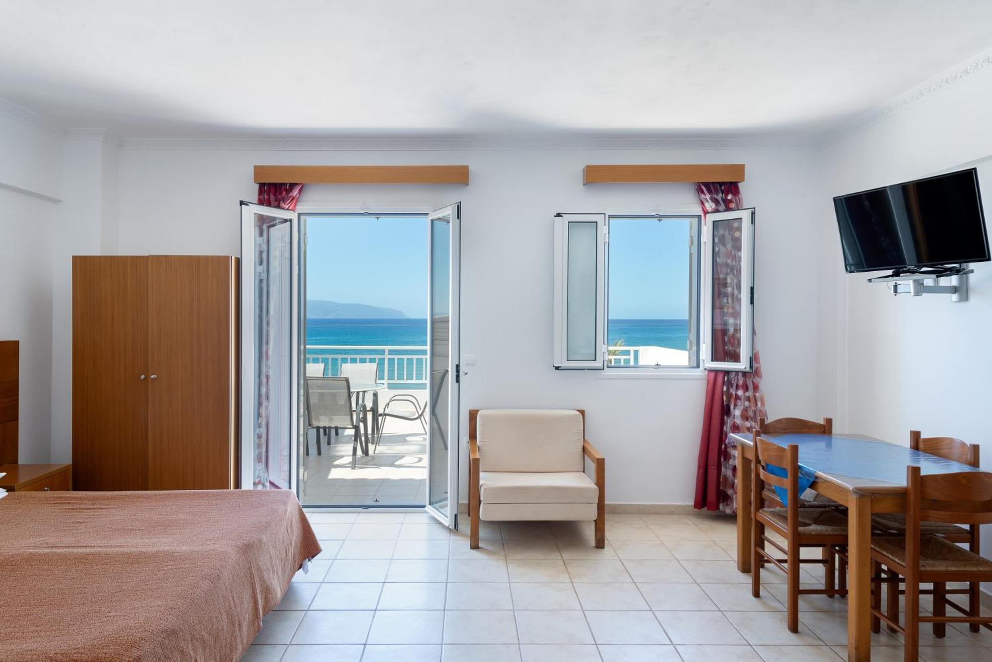 Marina Bay Hotel Ratzaklion Екстер'єр фото